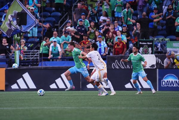 Sounders Draw with LA Galaxy in 'Trap Game' as Key Players Return