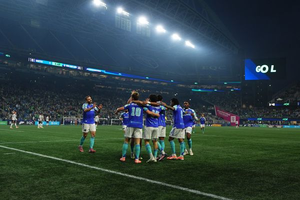 Short-Handed Sounders Pull Out Narrow Win over Salt Lake, Survive Missed Chances