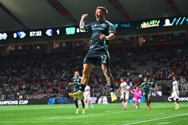 Arriola Picks Up Brace for Sounders in First Leg Domination In Vancouver