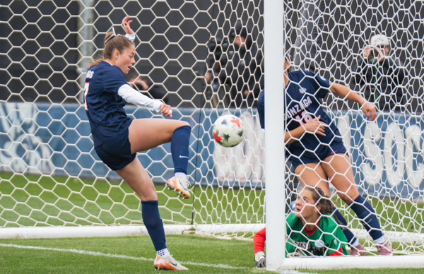 Gonzaga Women's Soccer Throttles Fresno State 6-0 at Home, Earns First Pac-12 Win