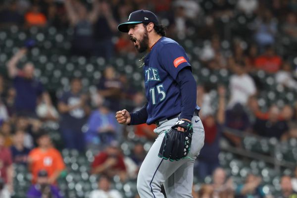 Bullpen Locks Down Four Frames, Mariners Eke Out 3-1 Win in Houston