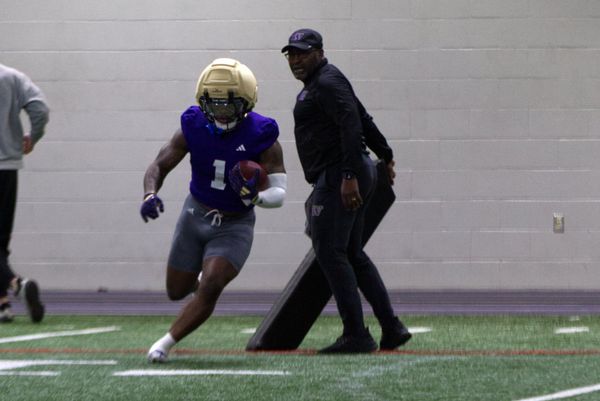 Jedd Fisch Happy With Washington Huskies’ First Day of Spring Practice
