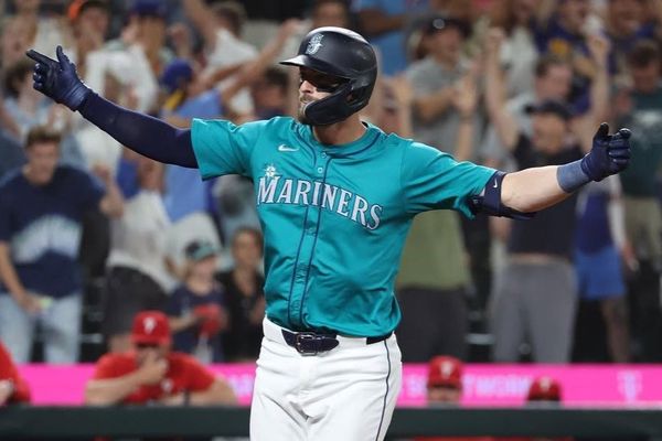 Mariners Release Veteran Outfielder Mitch Haniger