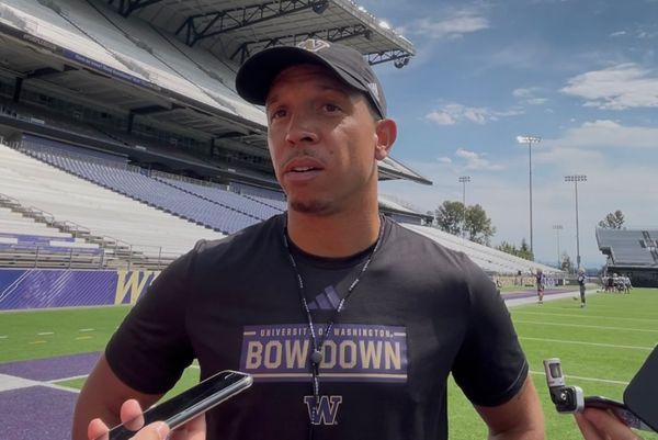 Camp Takeaways: Huskies Defensive Coordinator Ryan Walters Readies For Fall Competition