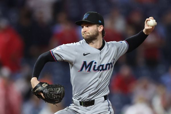 Mariners Add Josh Simpson as Southpaw Groundballer Depth, Hope Homer Stays Behind