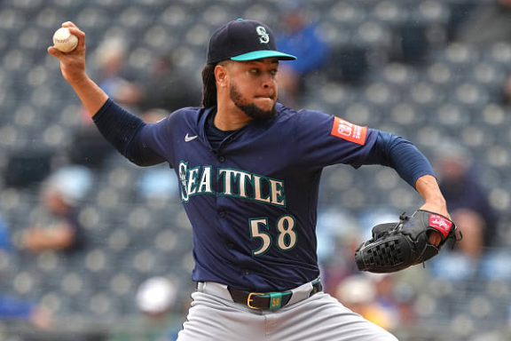 Mariners Best Royals 2-0, Move Back into First-Place Tie Ahead of All-Important Astros Series