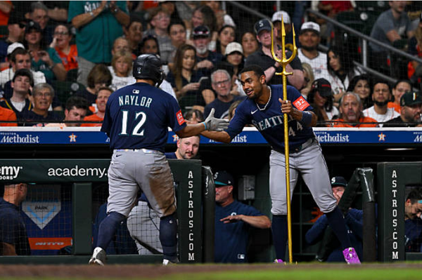 Five Key Moments that Led to Mariners’ 4-0 Friday Win against Astros