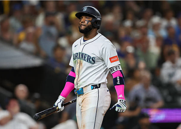M’s Squander Winnable Game in Extras, Lose 2-1 to Athletics