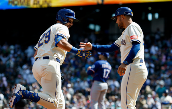 3 Up, 3 Down: The Best and Worst Performances From Mariners’ Sweep of Rangers