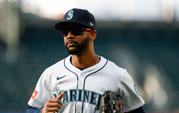 The Mariners’ Front Office Continues to Make Mistakes It Can’t Afford