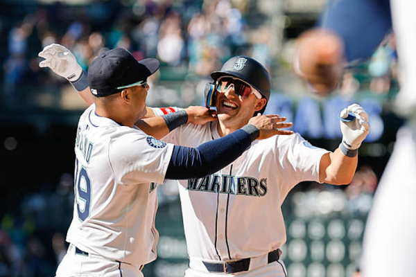 Dominic Canzone, Mariners Walk Off White Sox 4-3, Complete Sweep