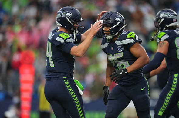 Instant Analysis: Zach Charbonnet, Seahawks Run Wild in 33-16 Preseason Win vs. Chiefs