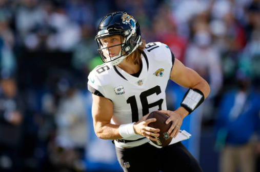 Banged Up Seahawks Defense Facing Yet Another Liam Coen Star Pupil