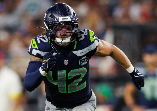 ‘He’s All In’: Drake Thomas Seizing Increasing Opportunities in Seahawks’ Defense