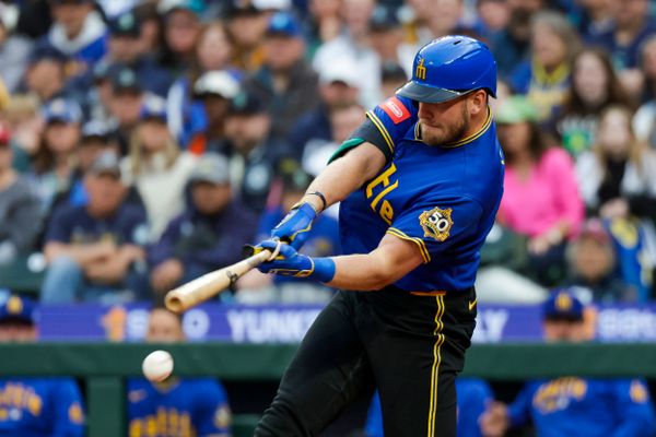 Stock Watch: Who’s Hot, Who’s Not After Mariners Sweep Astros