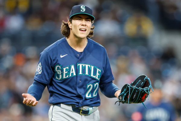 M’s Fall Back to Fallen Bats, Offense Goes Limp in 4-1 Loss to Padres