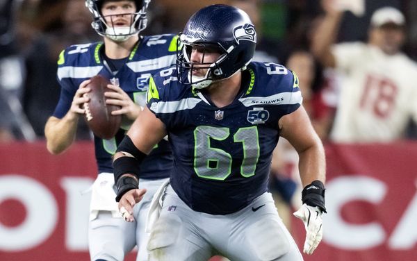 Analysis: Who Should Seahawks Start at Center With Jalen Sundell Set to Return?
