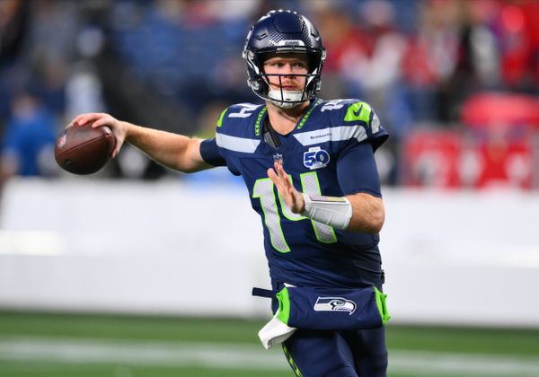 Progress Report: How Have Seahawks’ Offensive Position Groups Fared Through 7 Games?