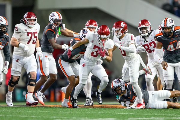 Preview: Washington State Aims to Keep Bowl Hopes Alive vs. Louisiana Tech