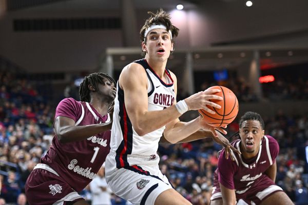 Sluggish Start Remedied by Bench as Gonzaga Trounces Texas Southern in Season Opener