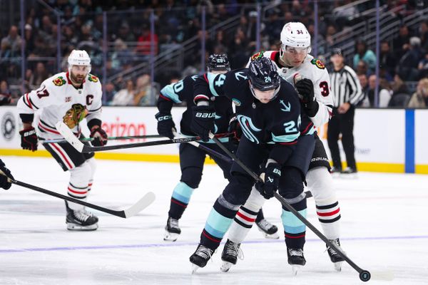Kraken Bounce Back, Hold Off Blackhawks in 3-1 Win
