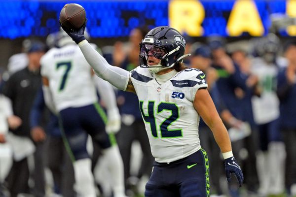 Seahawks Reward Drake Thomas With New Two-Year Deal
