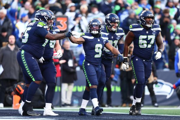 ‘Getting Into a Groove’: How Ken Walker III, Seahawks’ Emerging Run Game Fueled Super Bowl Run