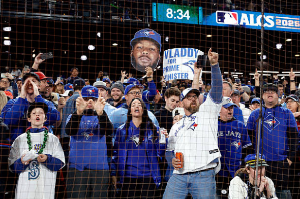 Luis Castillo, Mariners Get Pulverized by Blue Jays 8-2 in Game 4, ALCS Tied at Two Games Apiece