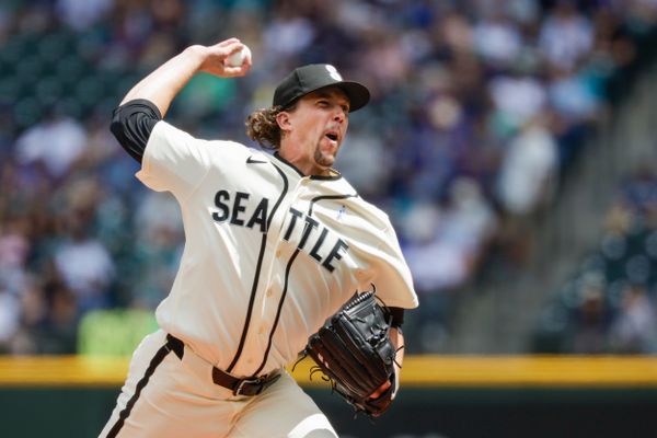 Gilbert, Mariners Salvage Red Sox Matinee, Keep Heads Above Water