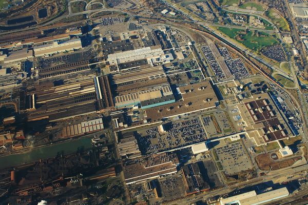 Vertical Integration in 2026: Why SpaceX, Rocket Lab, Boeing, and MP Materials Are Rebuilding the Industrial Firm