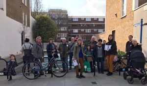 Spring family walk (Barnsbury and Cross Street)