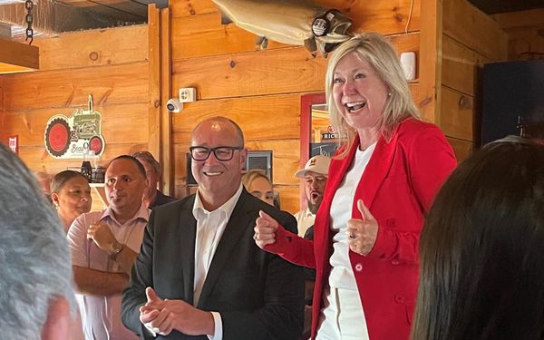 Bonnie Crombie loses in Applewood; PC hold onto power