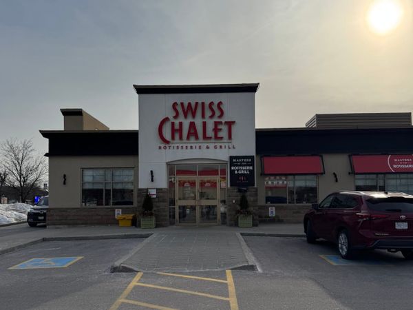 Swiss Chalet in Applewood: a classic Canadian comfort food experience