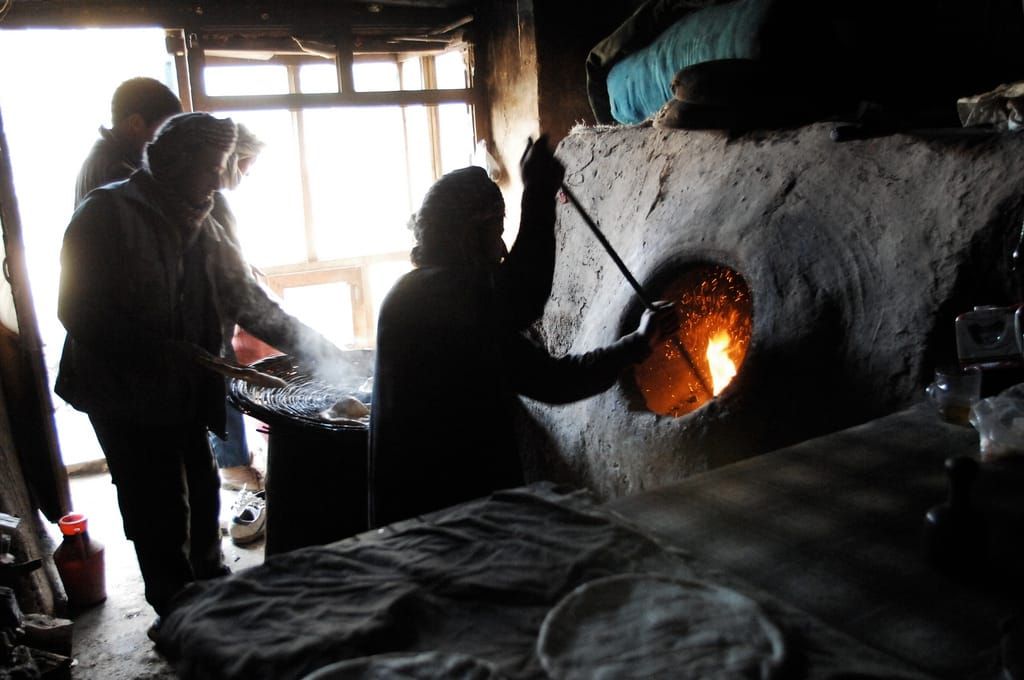 Tandoori peč: Srce tradicionalne indijske kuhinje