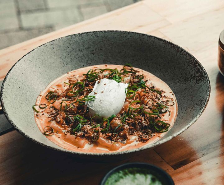 Njoki v smetanovi omaki