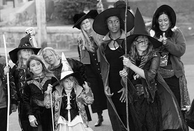 THE WITCHING HOUR NEARS