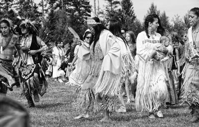 THE WELCOME DANCE