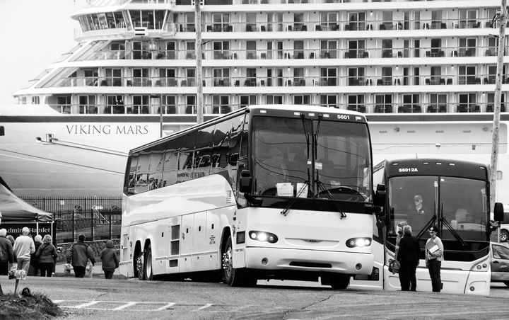 THE 749-FOOT CRUISE SHIP VIKING MARS visited Eastport on October 5, with passengers being shuttled by six buses around town and over to the Roosevelt Campobello International Park. The visit