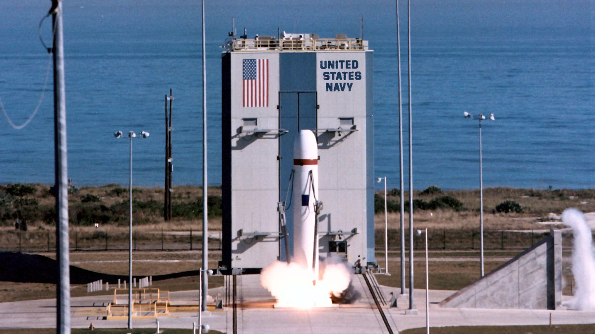 U.S. Navy Awards $850 Million for Trident II D5 Missile Modernization