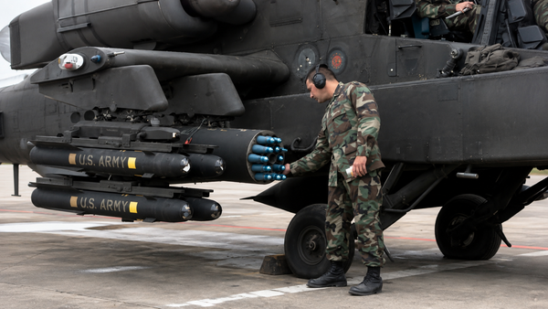 U.S. Army Expands Hydra-70 Rocket Production as Demand for 70mm Munitions Grows