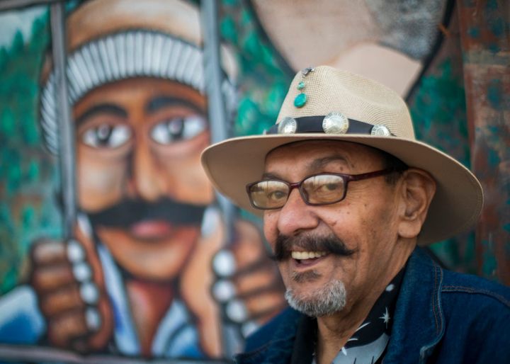 Chicano cultural icon Carlos Cervantes receives award!