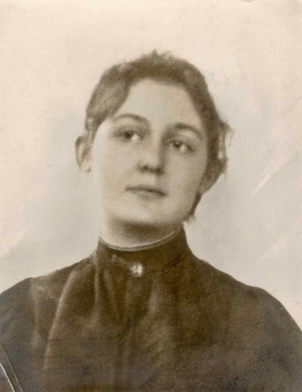 Women in Colour:                     Carry van Biema