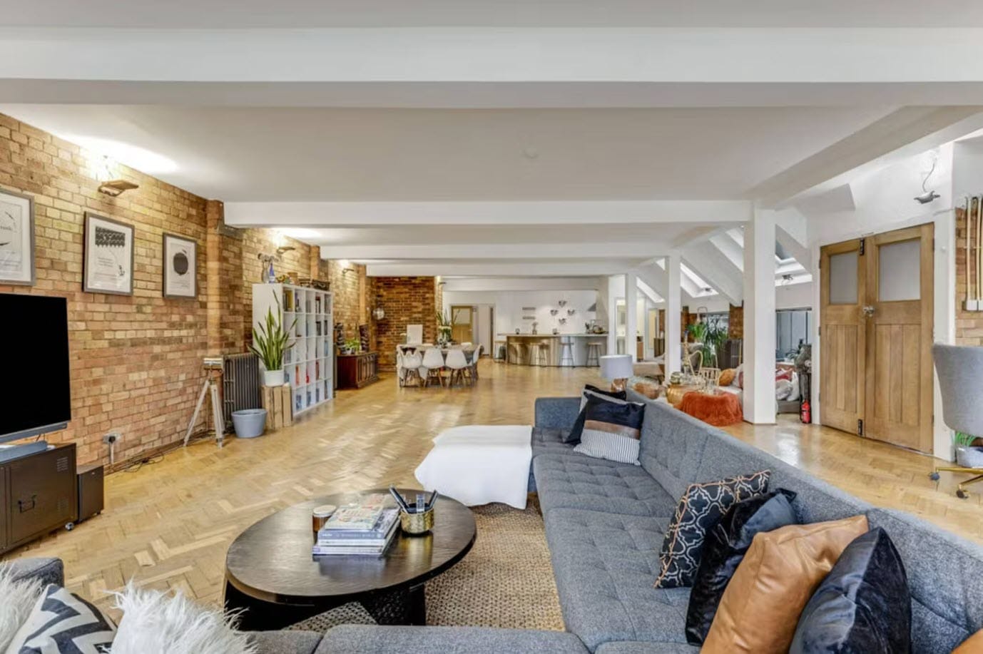 Unique and Spacious Shoreditch Home in London