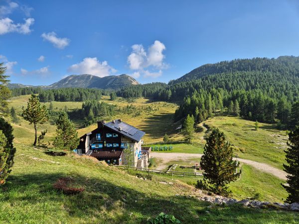 Crossing the Pasubio: from Rovereto to Schio through the places of the Great War