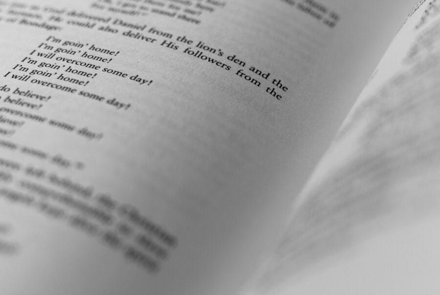 Shallow focus photography of book page