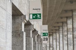 Винаги другите са тези, които се измъкват (по терлици)