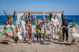 Мила родино, ти си ергенски рай