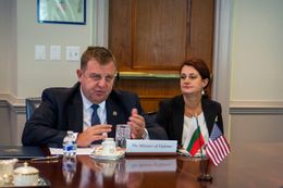 Красимир Каракачанов в дебрите на дискриминацията