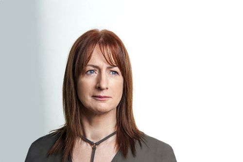 Клеър Дейли: „Промяната идва от хората, не от политиците“