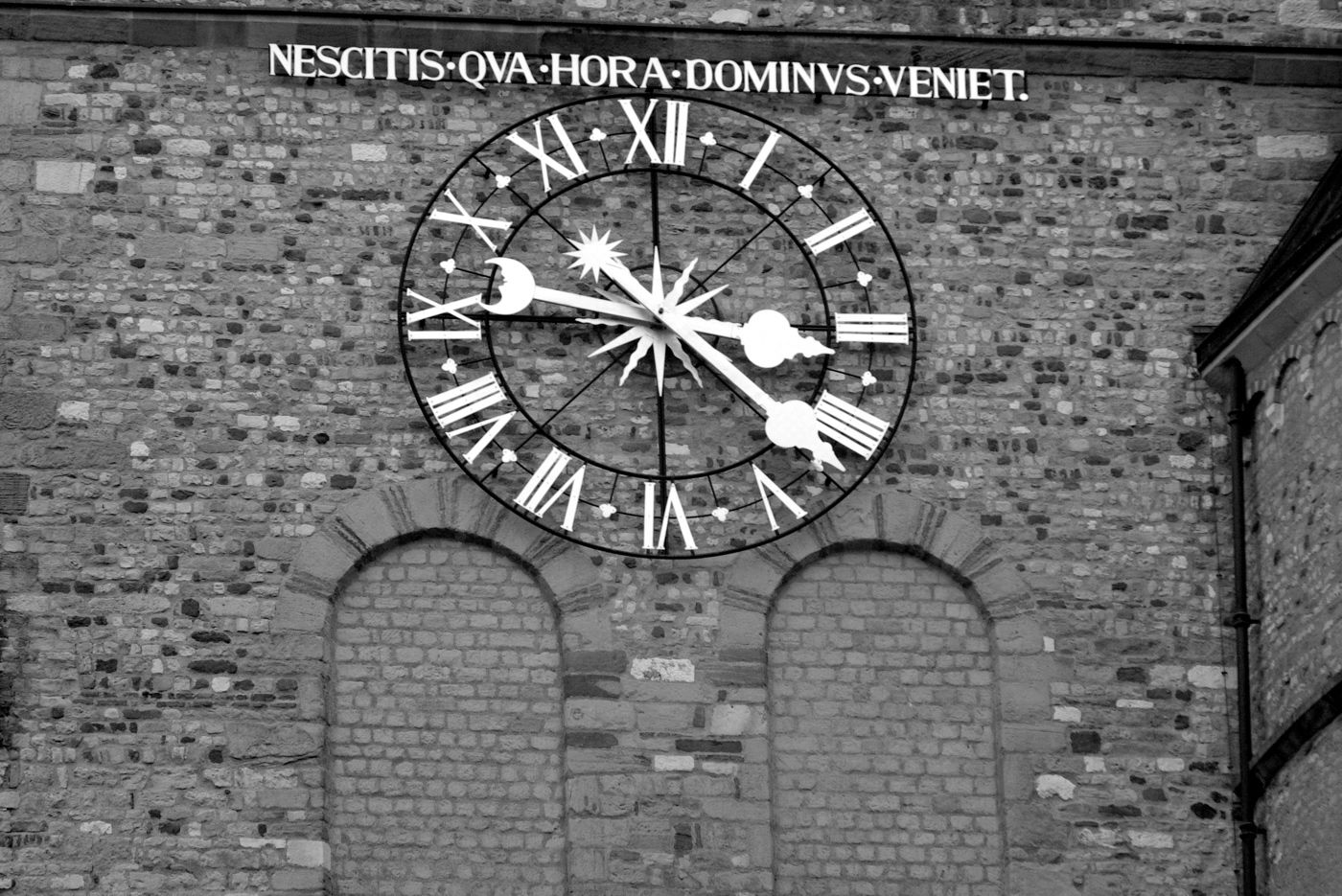 clock-cathedral clock-cathedral